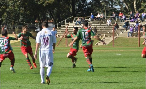 31.08.2016 Primer partido de Primera División Profesional en el J.A.L.
