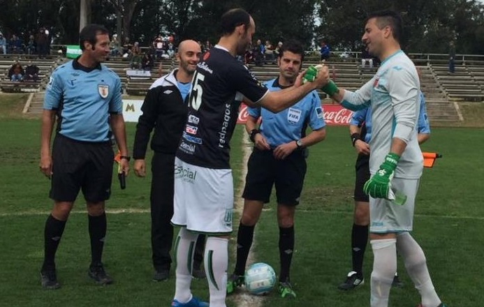 24.09.2016 Boston River y Racing igualaron en el Estadio Juan Antonio Lavalleja