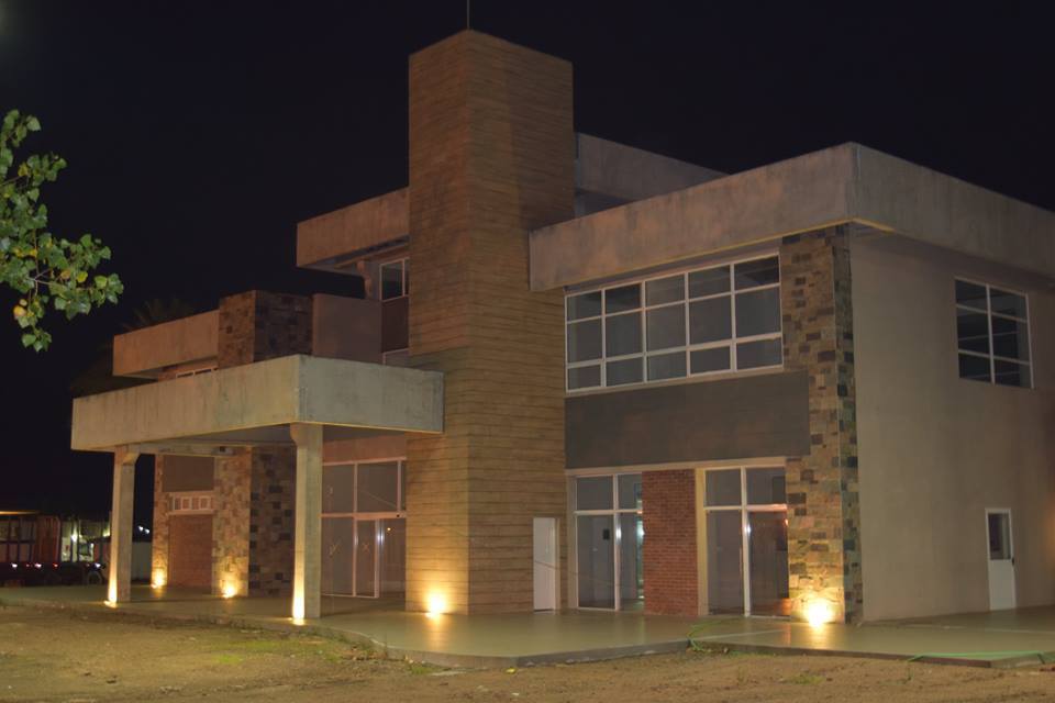 23.02.2017 Para finales de 2017 culminarán obras en la Terminal de Ómnibus