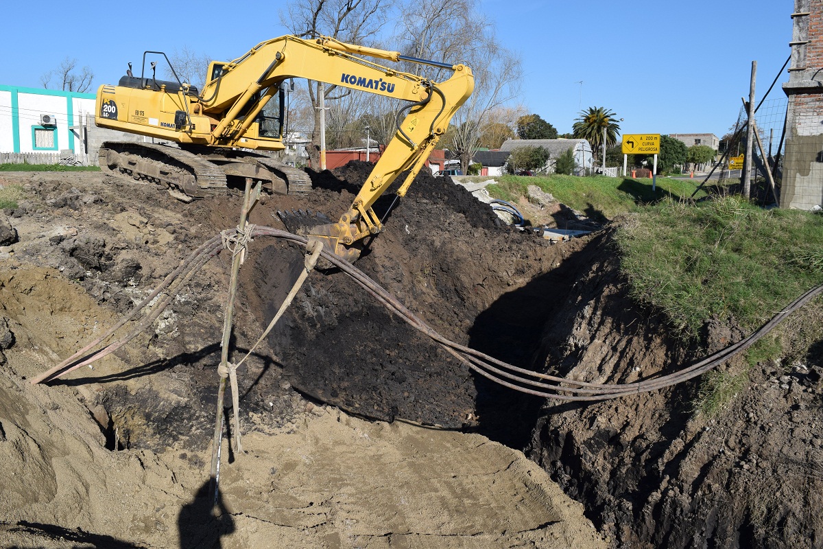 23.08.2017 Obras en la zona de Manuel Irazábal y Zelmar Michelini