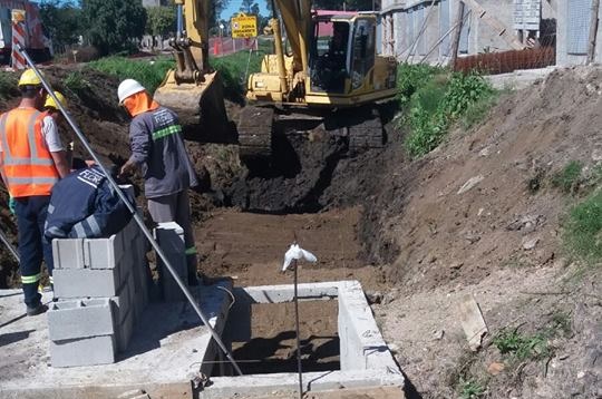 18.09.2017 Continúan las obras en la zona de Zelmar Michelini y Manuel Irazábal