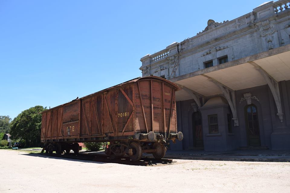 23.10.2017 Llegó a nuestra ciudad el vagón de ferrocarril cedido por AFE