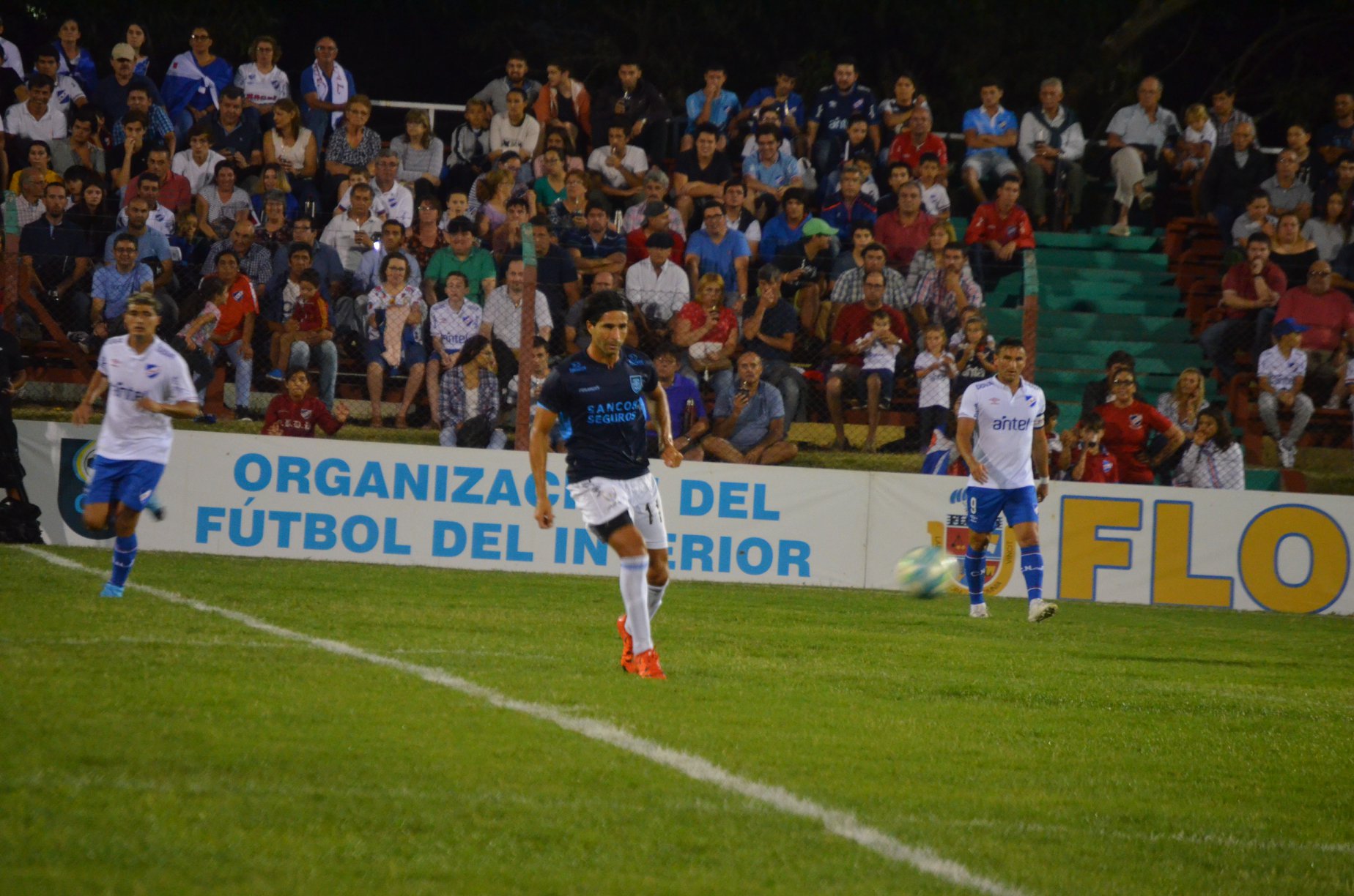 22.01.2020 Nacional y Atlético Rafaela se enfrentaron en amistoso a beneficio en el Estadio