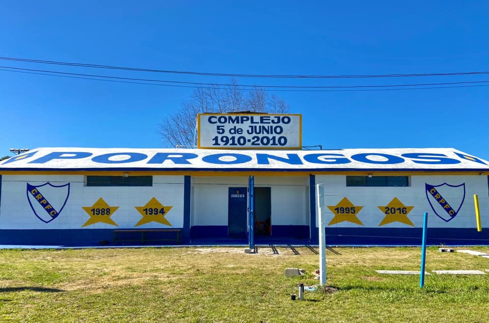 15.08.2020 Continúan los trabajos en el Complejo Deportivo de Porongos