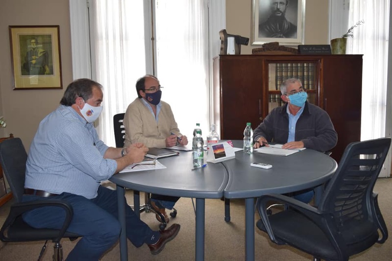 03.10.2020 Reunión de transición en la Intendencia Departamental