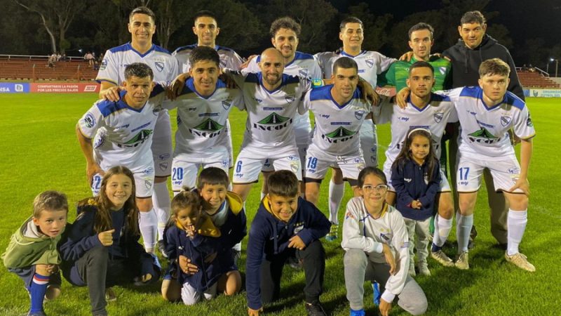 10.05.2024 Porongos de Trinidad recibe a Río Negro en la Copa de Clubes 2024