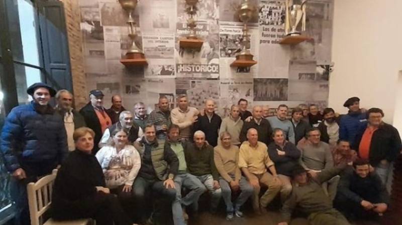 12.07.2023 Porongos celebró el reencuentro de los campeones de Copa OFI del 88